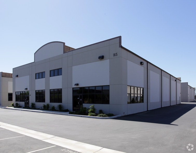165 Enterprise Ct, Galt, CA for sale - Primary Photo - Image 1 of 15
