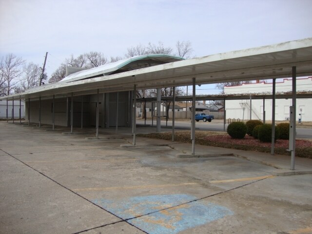 2201 S Broadway St, Wichita, KS for sale Primary Photo- Image 1 of 1