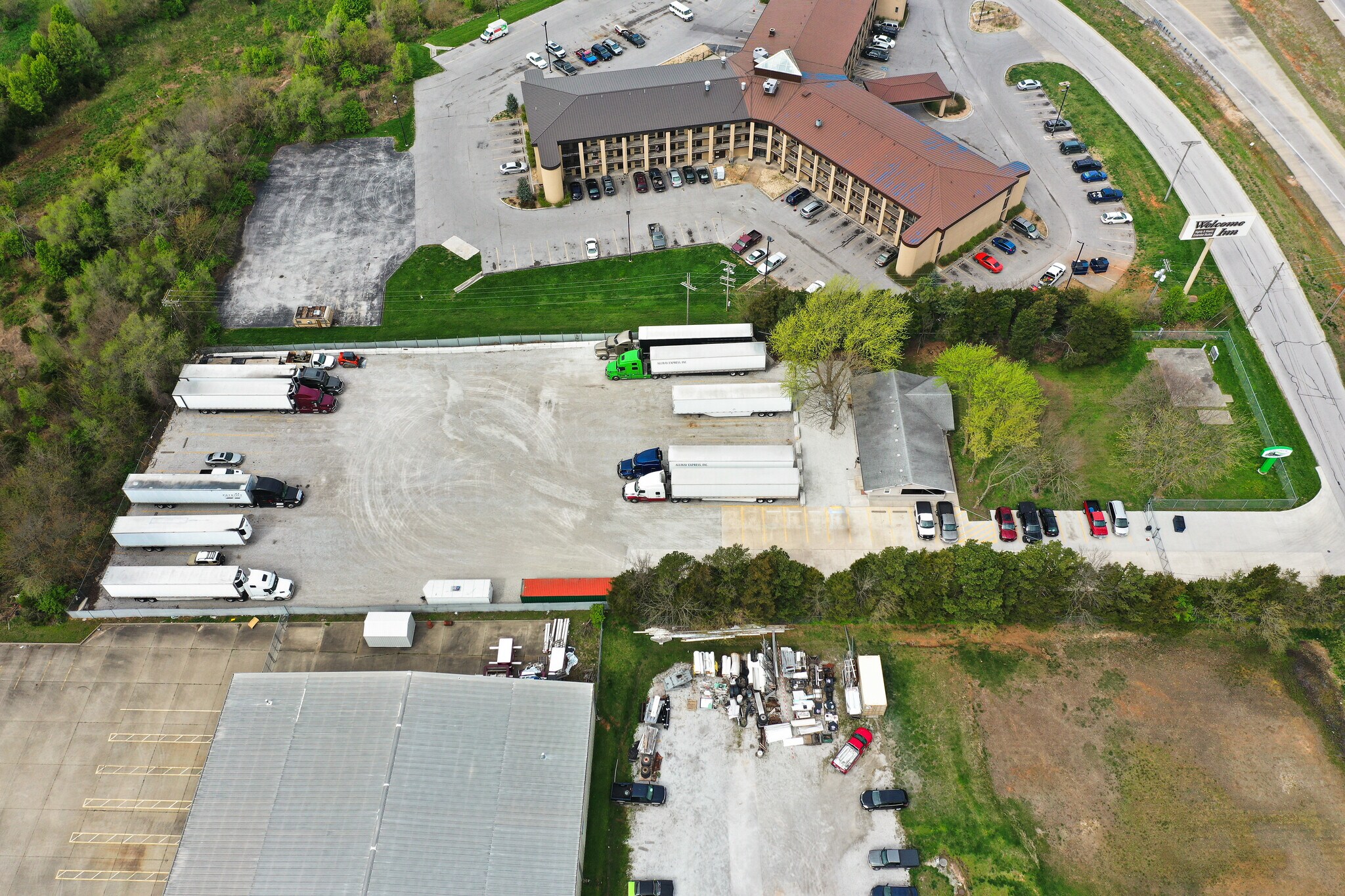 3560 E Evergreen St, Springfield, MO for sale Building Photo- Image 1 of 1