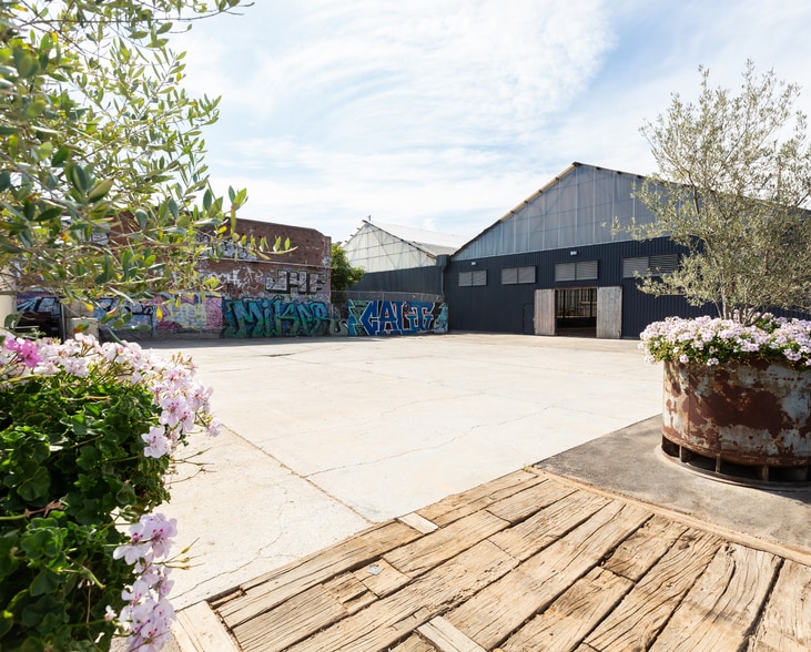 1005 S Mateo St, Los Angeles, CA for sale - Building Photo - Image 1 of 1