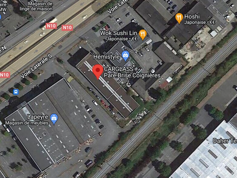 Retail in Coignières for lease - Aerial - Image 2 of 2