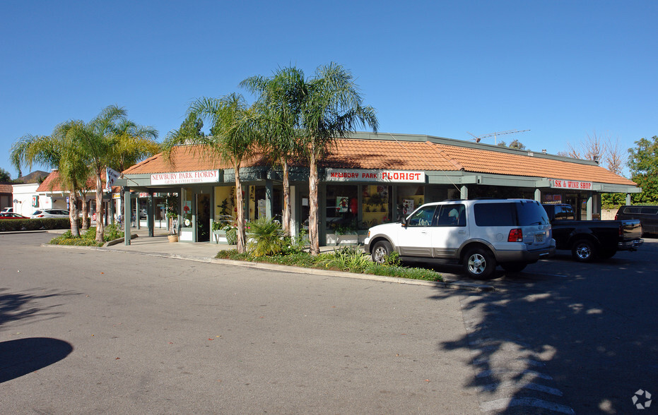 3301-3309 W Kimber Dr, Newbury Park, CA for lease - Building Photo - Image 1 of 2