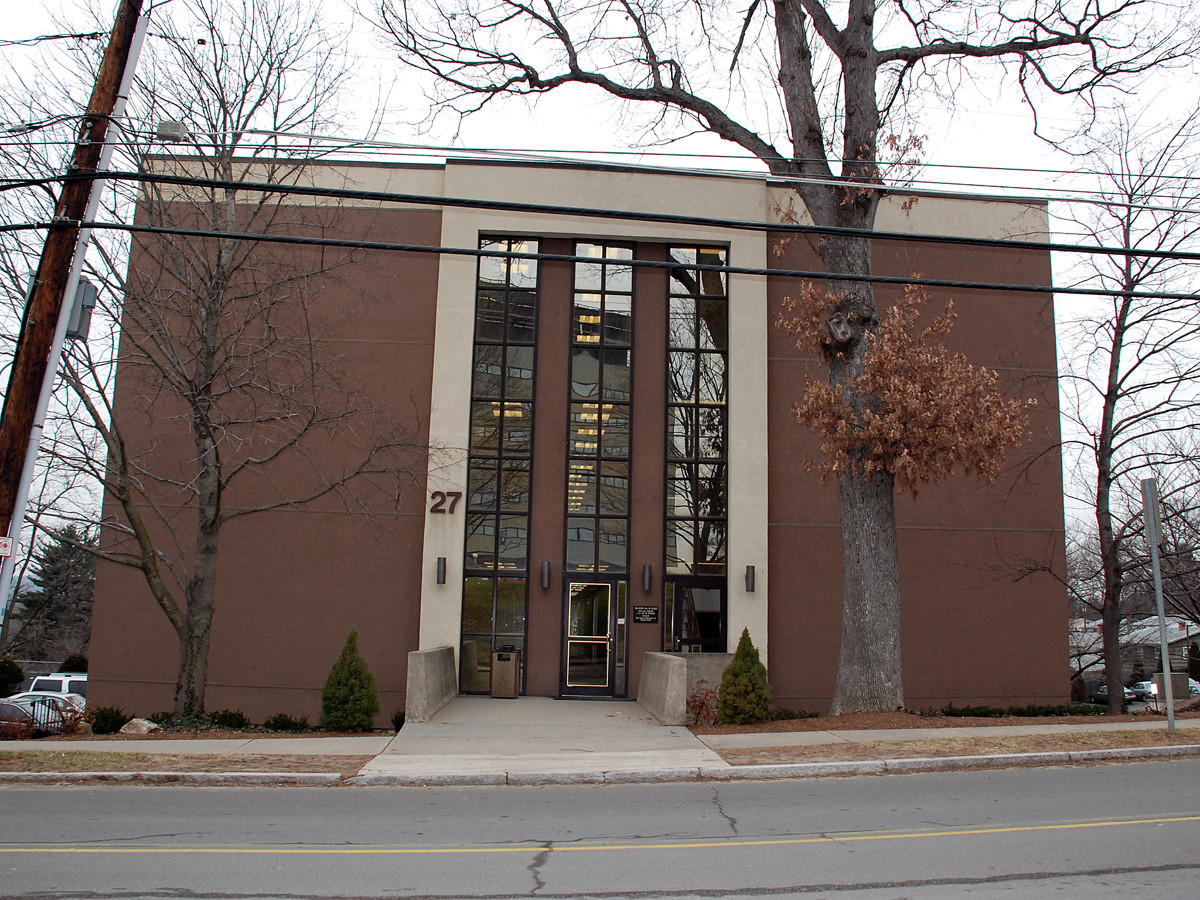 27 Hospital Ave, Danbury, CT for lease Building Photo- Image 1 of 4