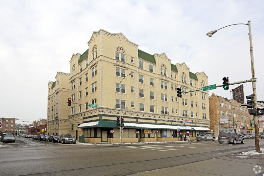 1962 E 71st Pl, Chicago, IL for sale - Building Photo - Image 2 of 17