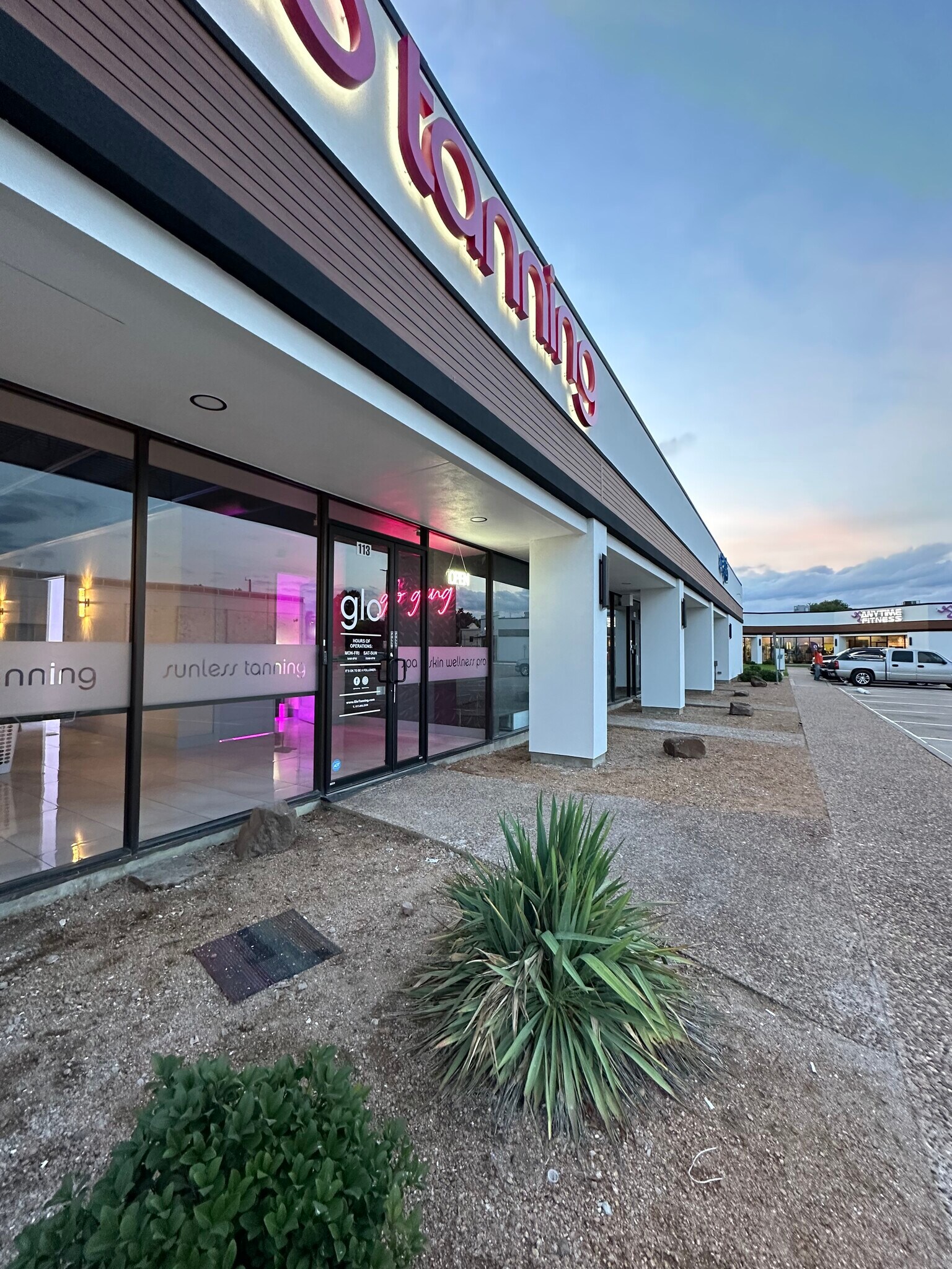 2741 E Belt Line Rd, Carrollton, TX for lease Building Photo- Image 1 of 7