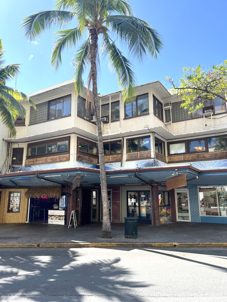 310-314 Lewers St, Honolulu, HI for lease - Building Photo - Image 2 of 5