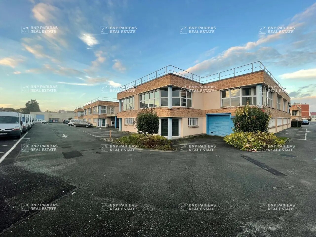 122-130 Rue Marcel Hartmann, Ivry-sur-Seine for lease Primary Photo- Image 1 of 2