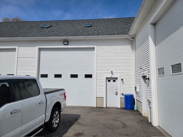 350 N Franklin St, Holbrook, MA for lease - Building Photo - Image 2 of 6