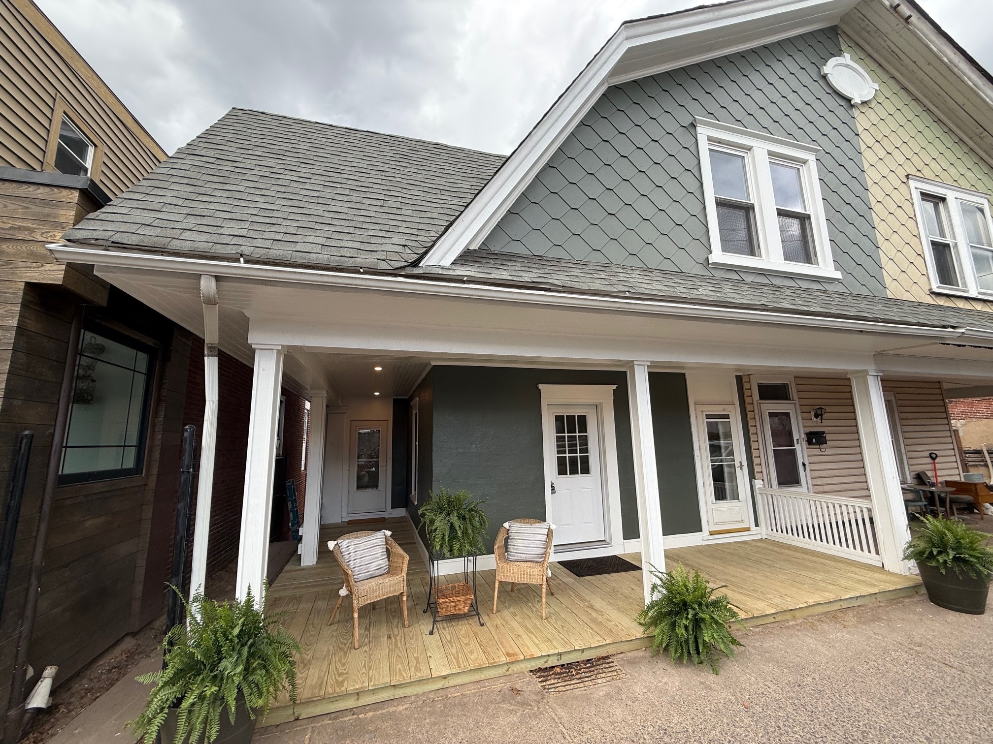 9 W Chestnut St, Souderton, PA for sale Primary Photo- Image 1 of 1