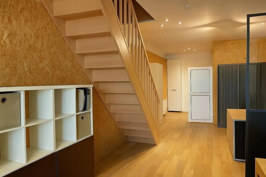 Office in Méteren for lease - Interior Photo - Image 1 of 4