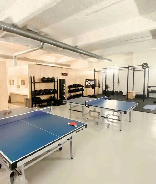 1 Rue De Saint-Pétersbourg, Paris for lease - Building Photo - Image 3 of 6