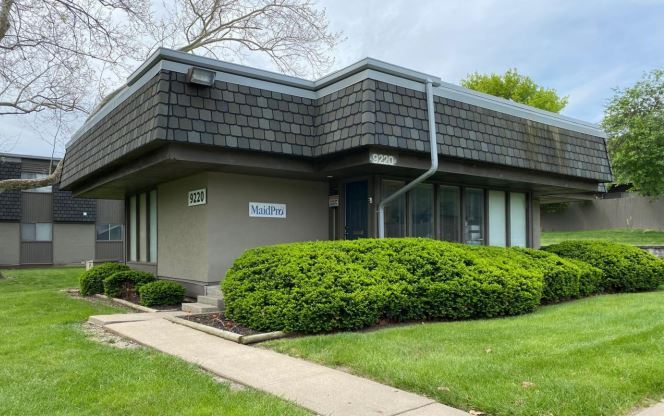 9220 Foster St, Overland Park, KS for sale Building Photo- Image 1 of 1
