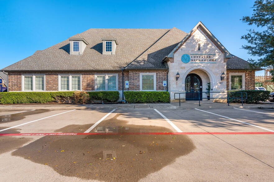 4833 Medical Center Dr, McKinney, TX for lease - Building Photo - Image 2 of 13