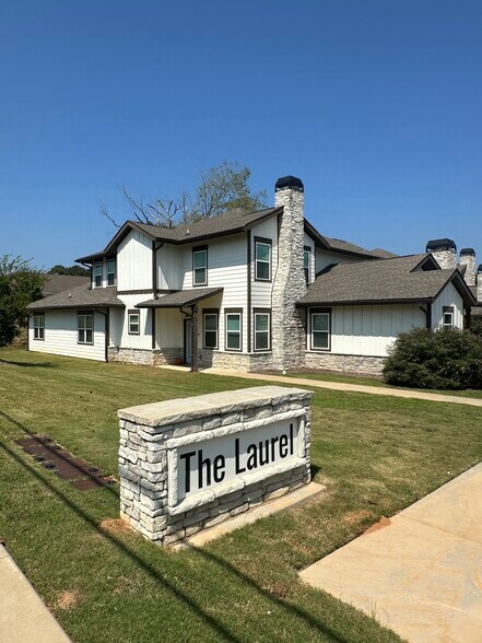 534 E Elm St, Troy, AL for sale - Building Photo - Image 2 of 2