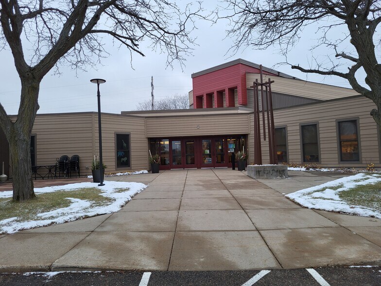 4200 Pilot Knob Rd, Saint Paul, MN 55122 Church in Eagan