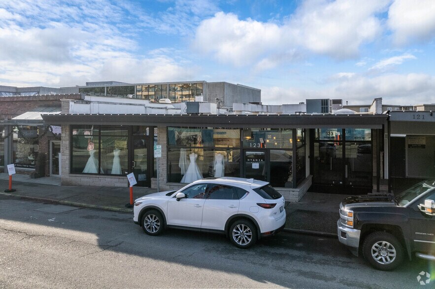 123 Lake St, Kirkland, WA for lease - Primary Photo - Image 2 of 7