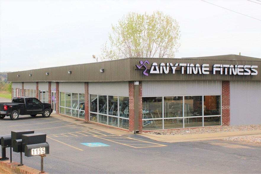 Retail in Clarksville, AR for sale - Primary Photo - Image 1 of 1