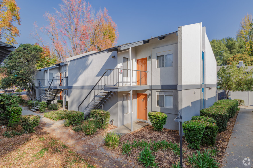 Condos For Sale In Greenhaven Sacramento