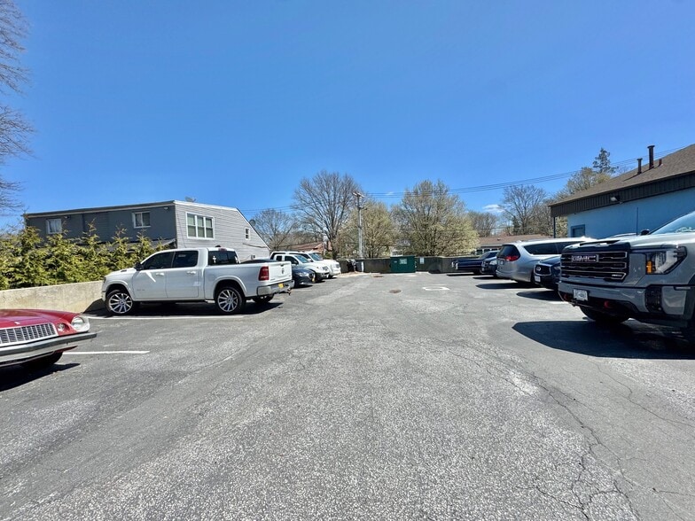 120-124 Laurel Rd, East Northport, NY for sale - Other - Image 2 of 26