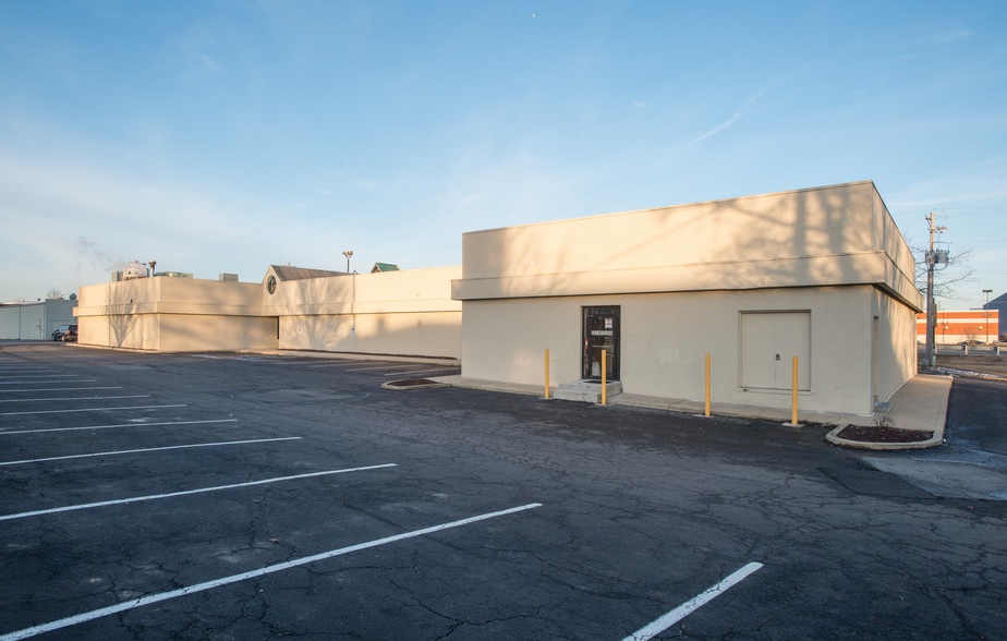 3130-3138 Crain Hwy, Waldorf, MD for lease - Building Photo - Image 3 of 4