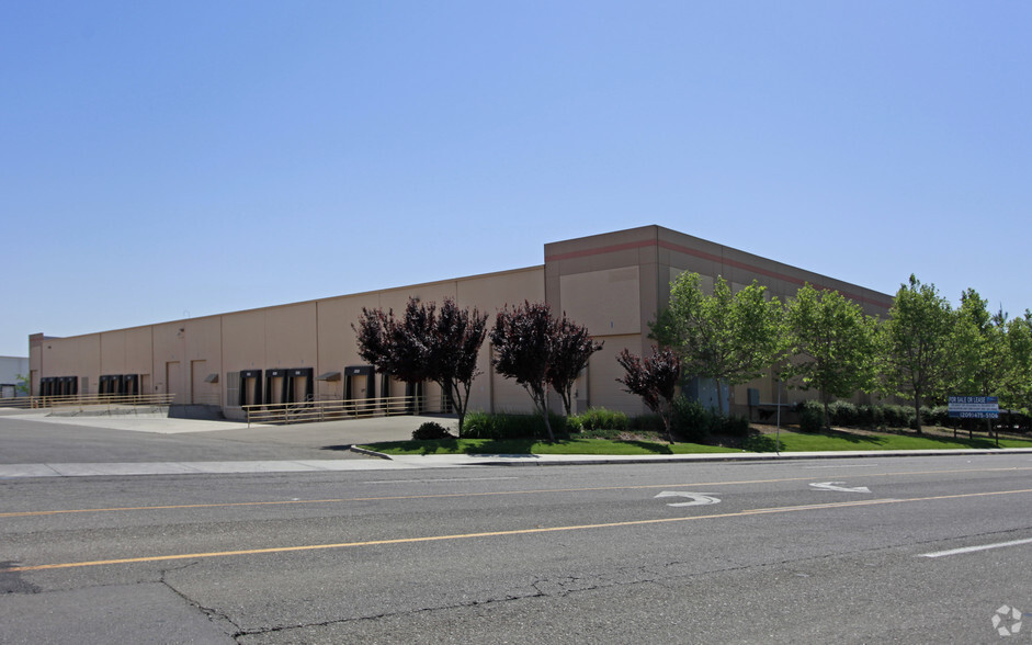 1820 Industrial Dr, Stockton, CA for sale - Primary Photo - Image 1 of 1