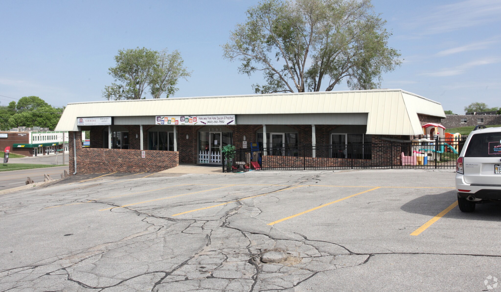 1501 Galvin Rd S, Bellevue, NE 68005