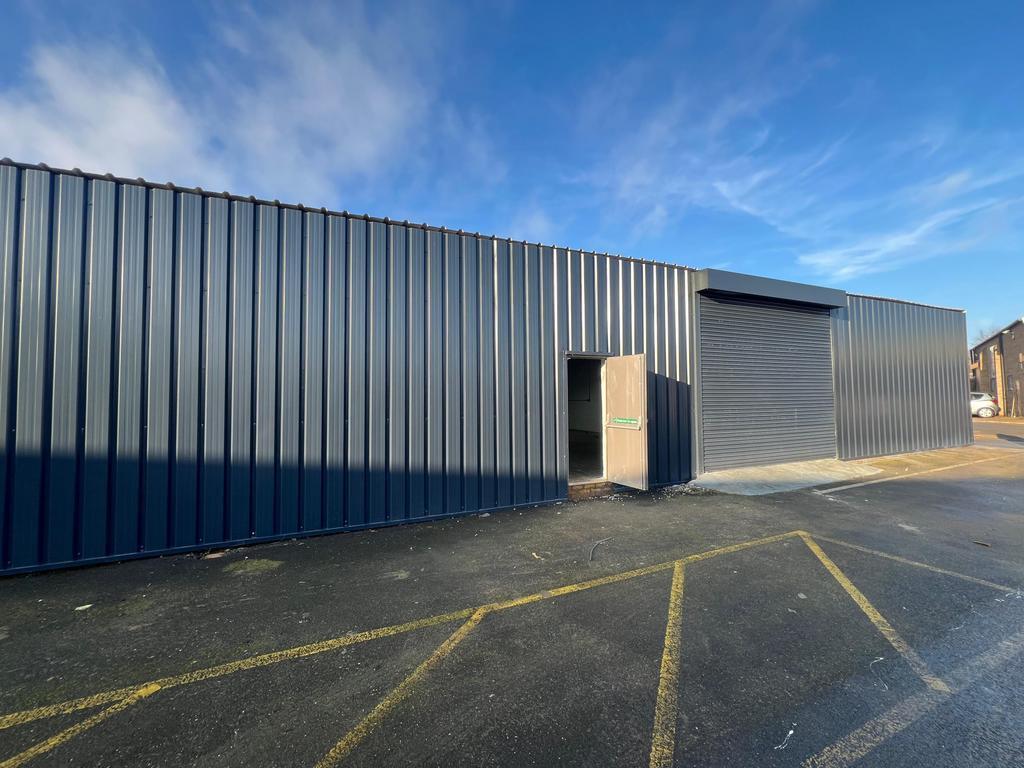 2 Thorpe End, Melton Mowbray for lease Primary Photo- Image 1 of 4
