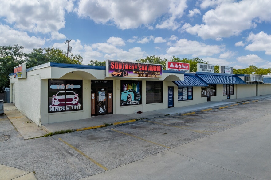 Latigo Plaza - Commercial Real Estate