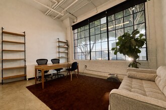 1451 E 4th St, Los Angeles, CA for lease Interior Photo- Image 1 of 4