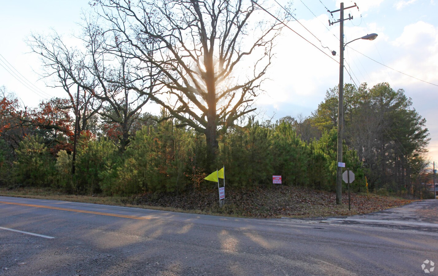 400 Sutton Bridge Rd, Rainbow City, AL 35906