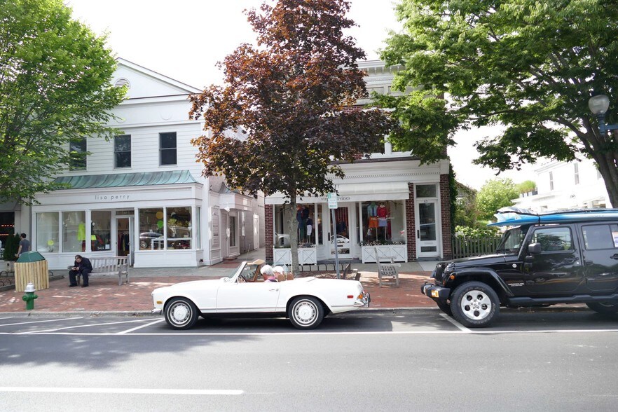 63 Main St, East Hampton, NY, 11937 Retail Space For Lease