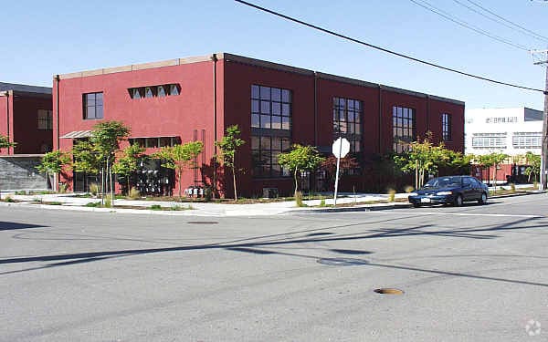 924-930 Carleton St, Berkeley, CA for sale - Primary Photo - Image 1 of 1