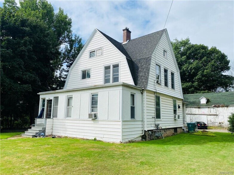 1710 Quaker Rd, Barker, NY 14012