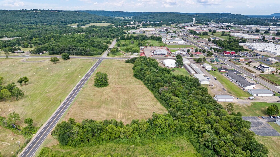 706 Weir Road, Russellville, AR for sale - Building Photo - Image 3 of 18