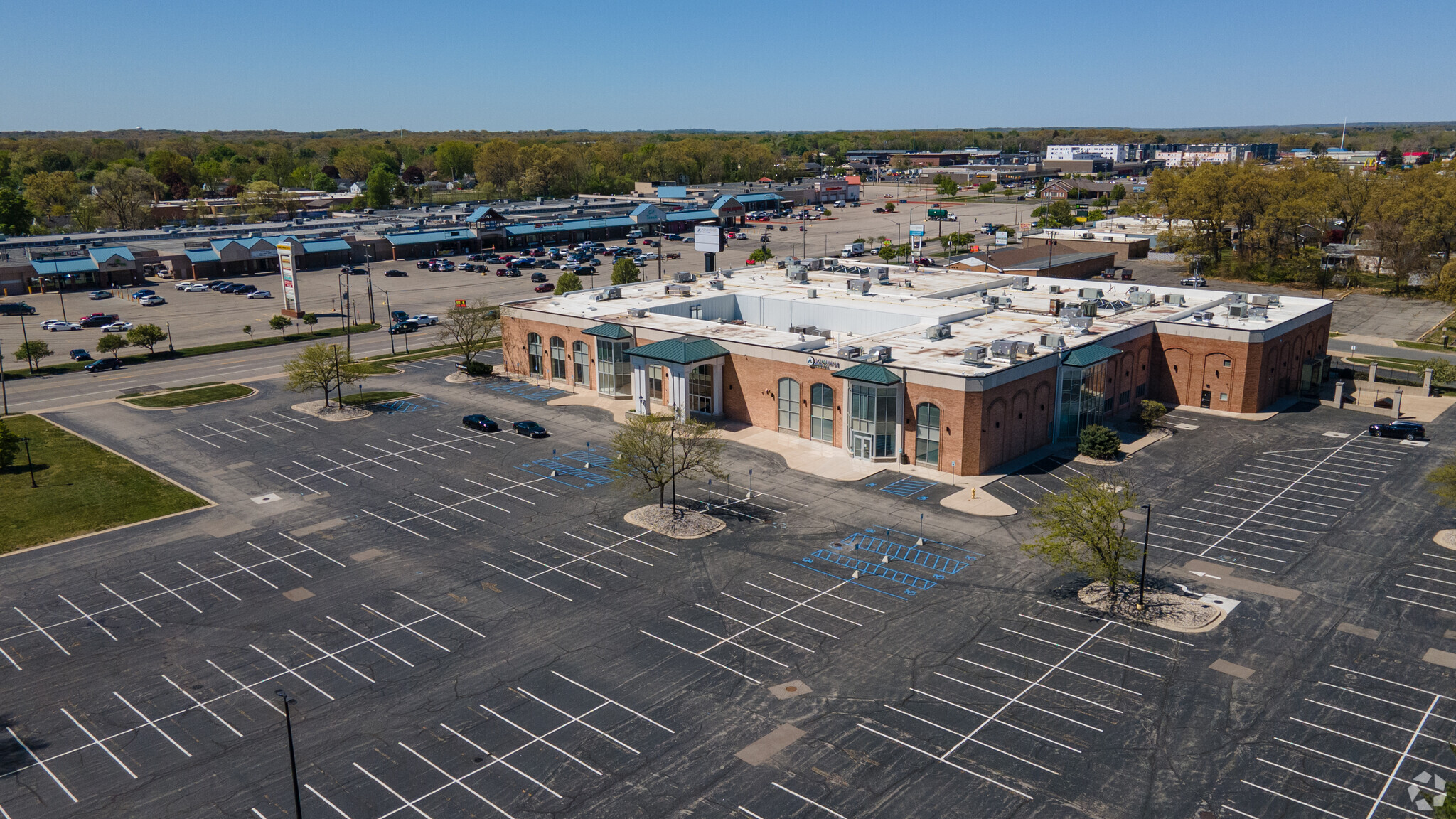 1001 28th St SW, Wyoming, MI for lease Building Photo- Image 1 of 12