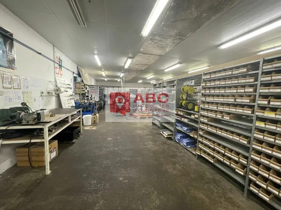 Flex in Sète for lease Interior Photo- Image 1 of 7