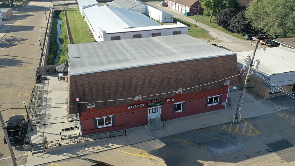 801 Sixth St, Mendota, IL for sale - Building Photo - Image 1 of 36