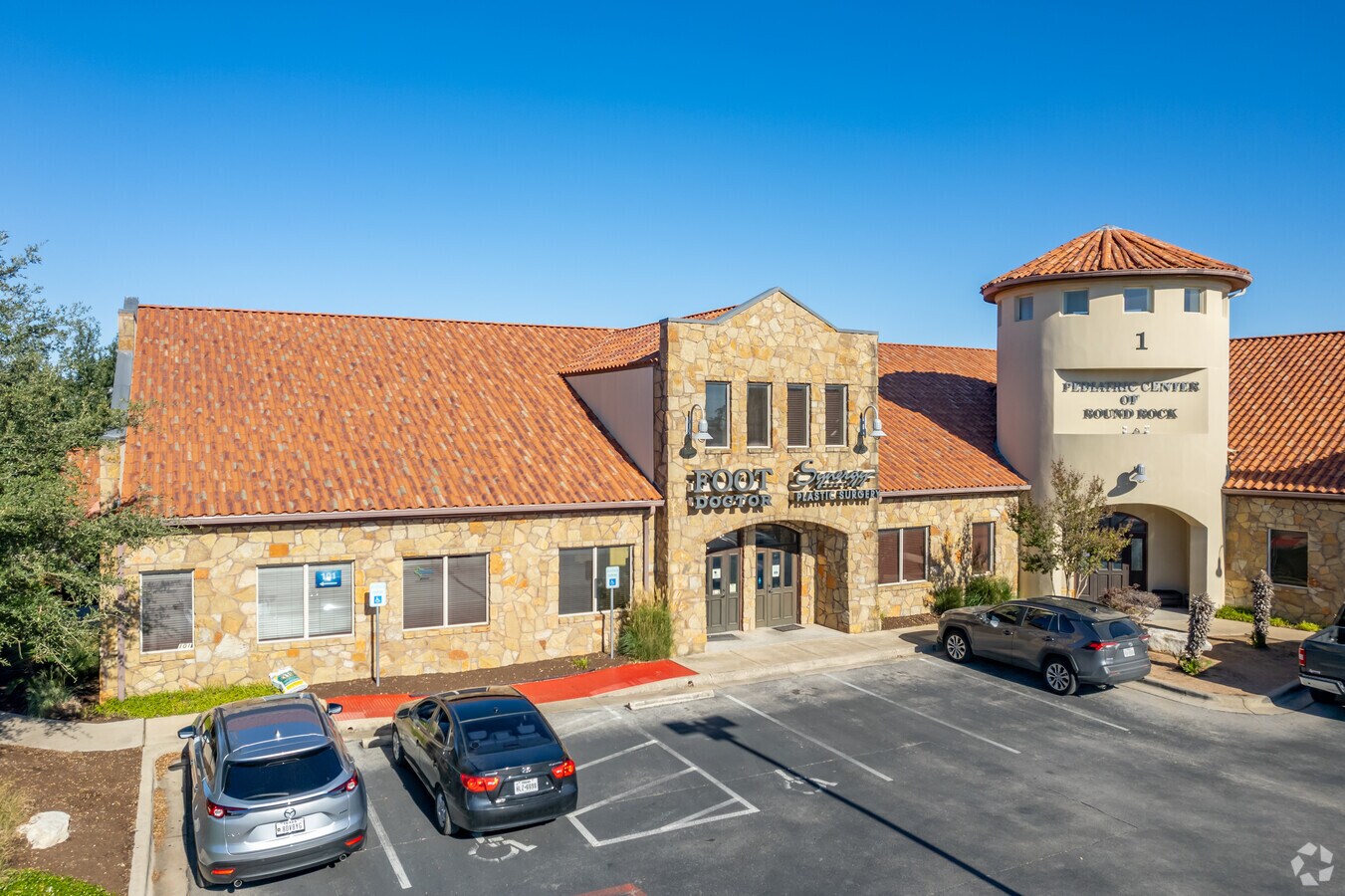 7700 Cat Hollow Dr, Round Rock, TX 78681