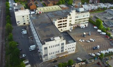 East Ln, Wembley for lease Building Photo- Image 1 of 3