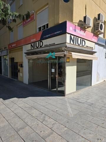 Retail in Badajoz, Badajoz for lease Interior Photo- Image 1 of 3