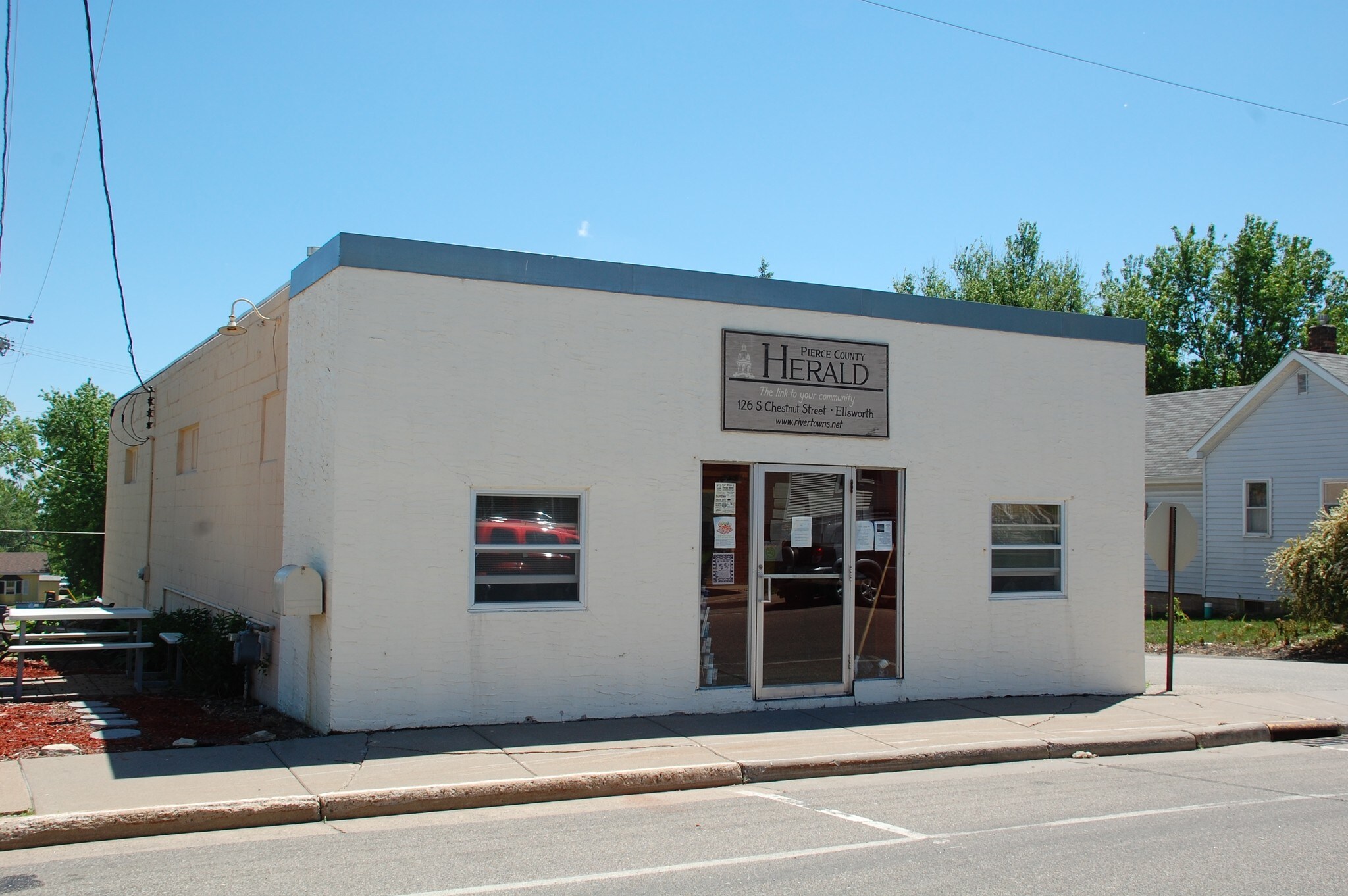 126 S Chestnut St, Ellsworth, WI for sale Building Photo- Image 1 of 1