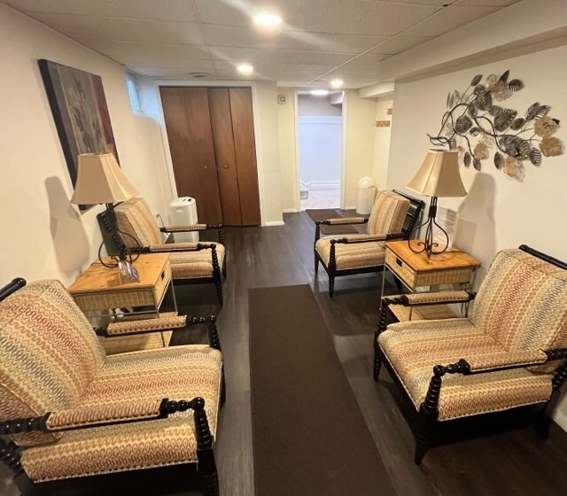 128 Newberry Ave, Libertyville, IL for lease - Building Photo - Image 2 of 3