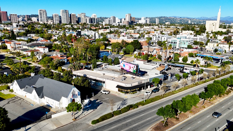 1790-1796 Kelton Ave, Los Angeles, CA for lease - Building Photo - Image 3 of 12