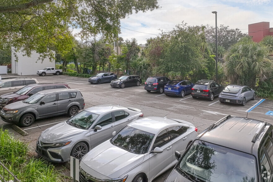 1001 N Orange Ave, Orlando, FL for lease - Building Photo - Image 3 of 25