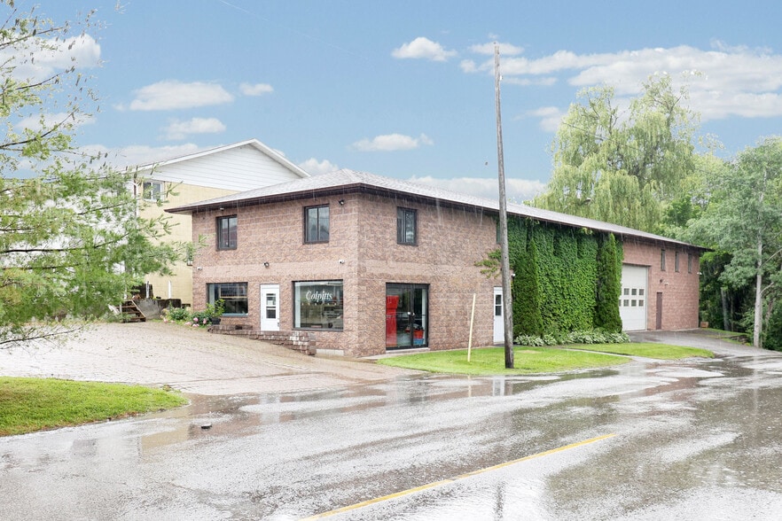 192 Main St N, Uxbridge, ON for sale - Building Photo - Image 1 of 7