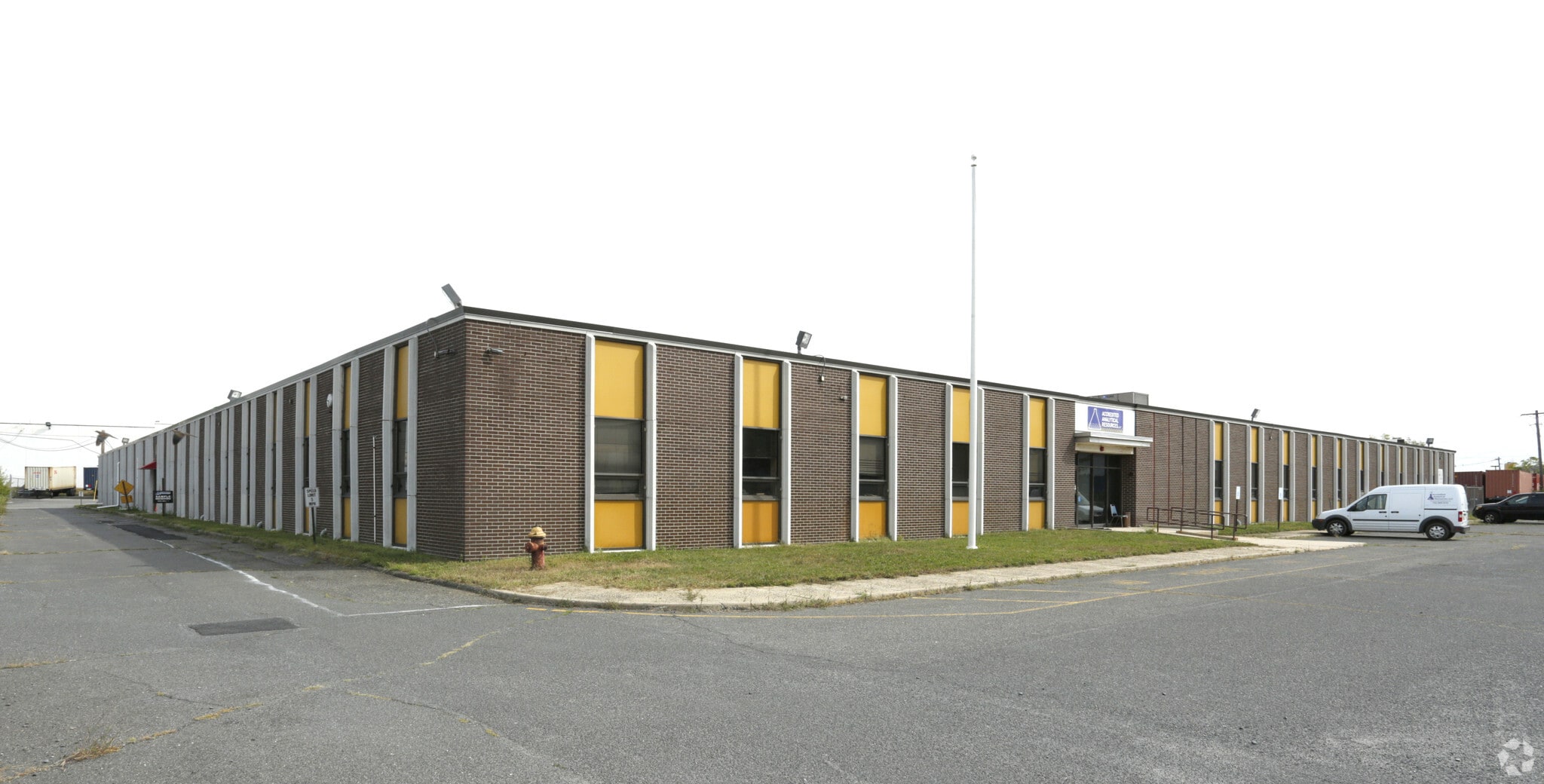400 Middlesex Ave, Carteret, NJ for lease Building Photo- Image 1 of 7