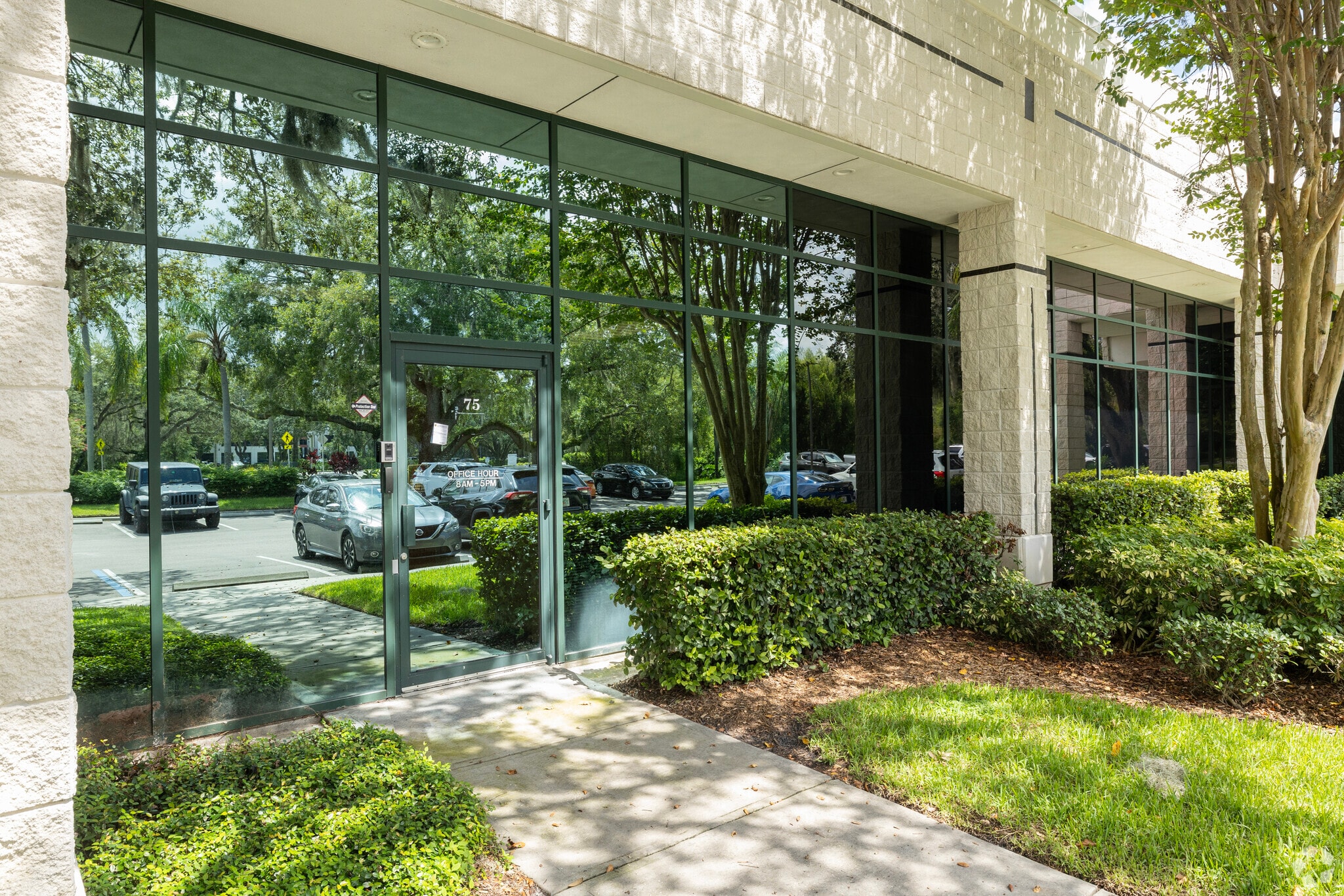 8600 Hidden River Pky, Tampa, FL for lease Building Photo- Image 1 of 22