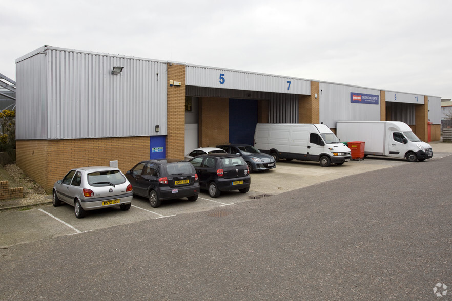 Ringwood Rd, Poole for lease - Building Photo - Image 2 of 4