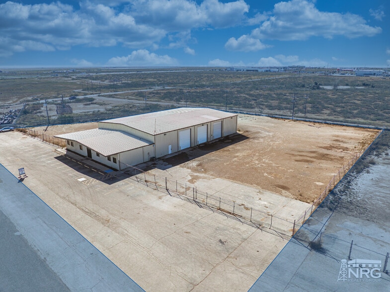 2804 S County Road 1242, Midland, TX for lease - Building Photo - Image 1 of 10