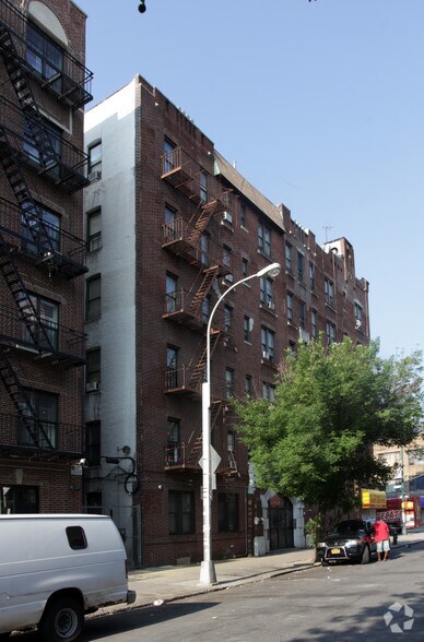 1033-1043 Nostrand Ave, Brooklyn, NY for sale - Building Photo - Image 1 of 1